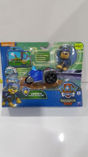 מפרץ הרפתקאות דמות עם רכב צ'ייס