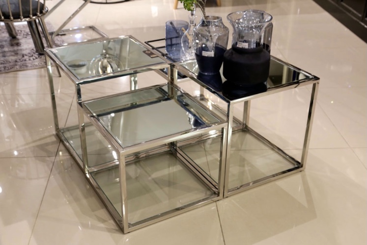 שולחן נירוסטה 4 קוביות