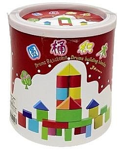 דלי אדום קטן עם קוביות