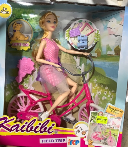 בובה עם אופניים