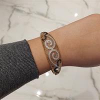 צמיד תחרה זרקונים שחור לבן בזהב צהוב 14 קאראט