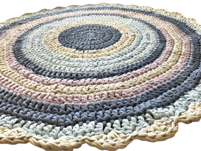 שטיח סרוג בצבעי יוניסקס המתאימים לחדר משותף לילדים