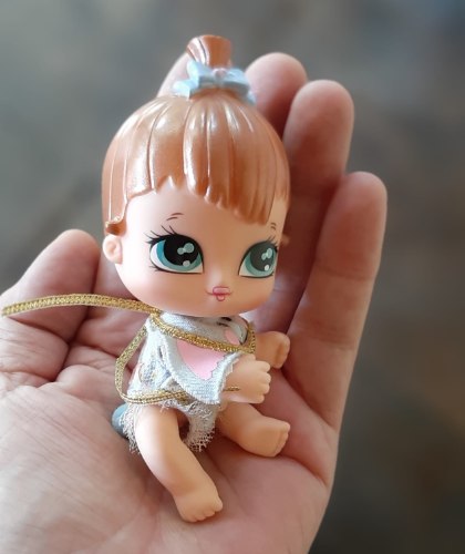 בובת בייבי בראץ קטנה , תינוקת של BRATZ במצב שמור מאד