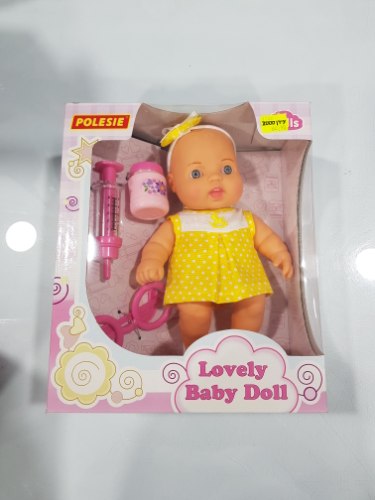 בובה עם אביזרי רופא