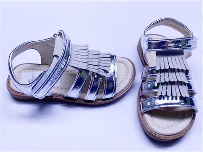 סנדל פרנזים כסוף לבנות