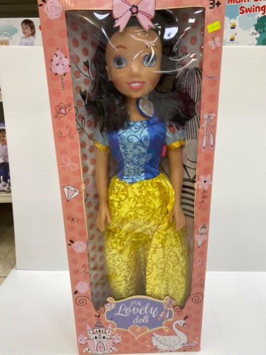 בובת נסיכות ענקית