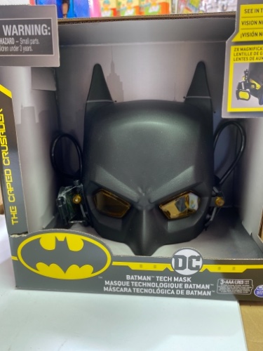 מסכת באטמן מאירה