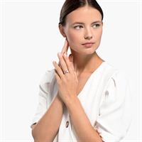 טבעת SWAROVSKI מקולקציית Attract Soul