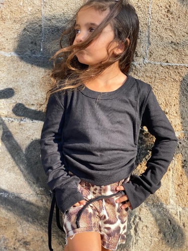 חולצת כיווצים כפפה שחור