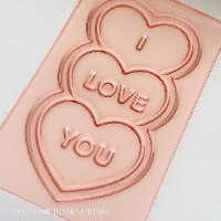 3 לבבות מחוברים I LOVE YOU  טופר עם כיתוב בולט | טופר לעוגת אהבה יום הולדת | יום אהבה | חדש מאתי דבש