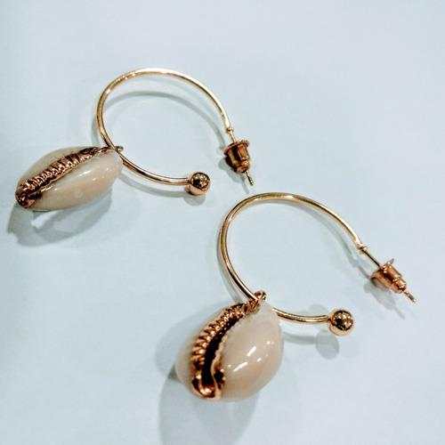 עגילי חישוק צדף - זהב