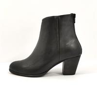 מגפון דניאל שחור