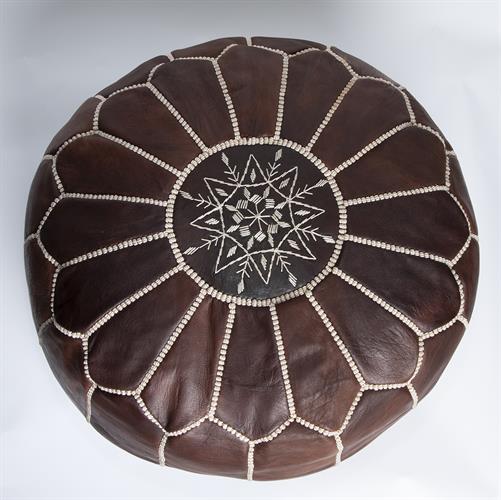 פוף עור חום כהה