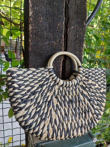 תיק קש- חצי עיגול ש/ל