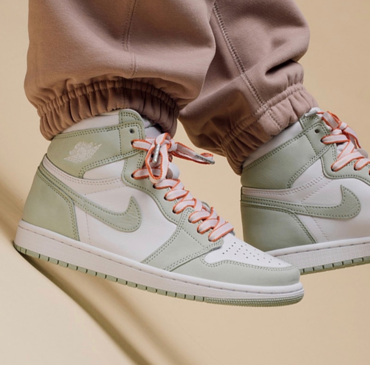 nike seafoam 1s