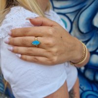 טבעת אופל כחול בחיתוך מרקיזה בזהב 14 קראט