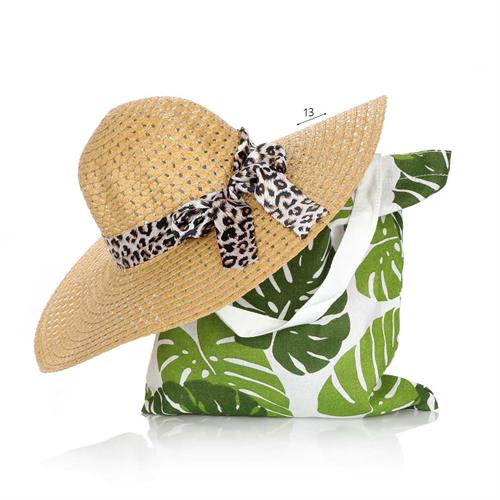 כובע קש עם סרט חדש