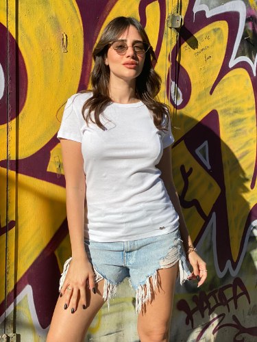 טישרט ניקי פיין ריבס קצרה