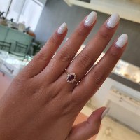 טבעת דיאנה אבן ספיר 1 קראט ויהלומים 0.26 קראט בזהב 14 קראט