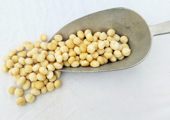 אגוזי מקדמיה 500 גרם