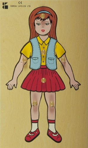 פאזל עץ כפתור ילדה