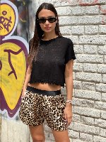 טישרט ניקי גזורה בטן