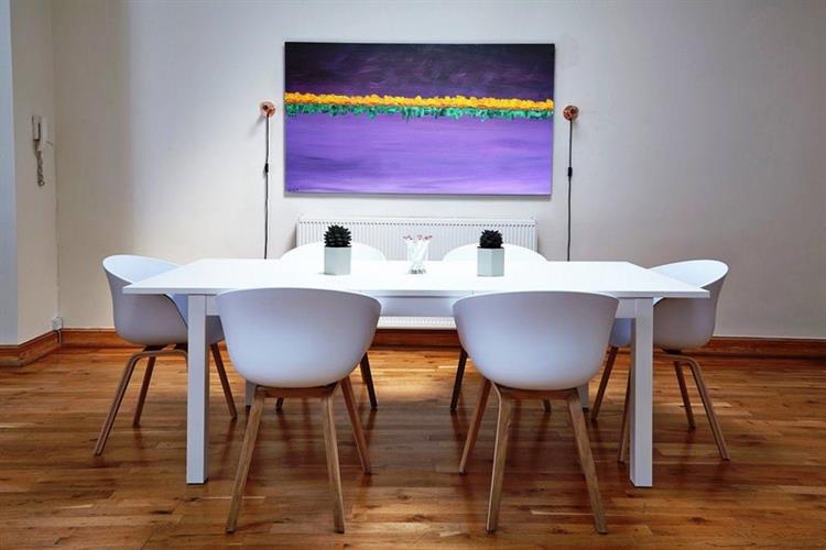 החיים בסגול