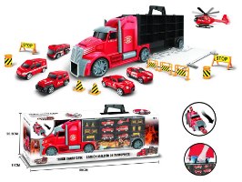 משאית ענקית מובילה מכוניות