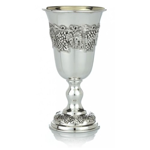 גביע קידוש מכסף טהור דגם דויד ענבים (S)
