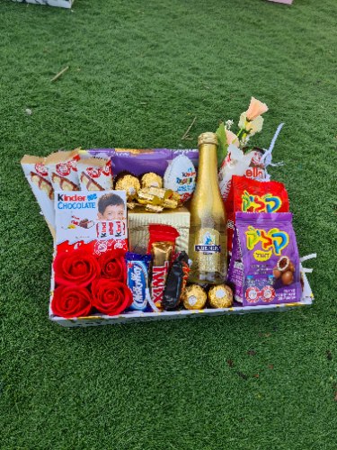 סלסלת האושר - שפע של מתוק בקטנה