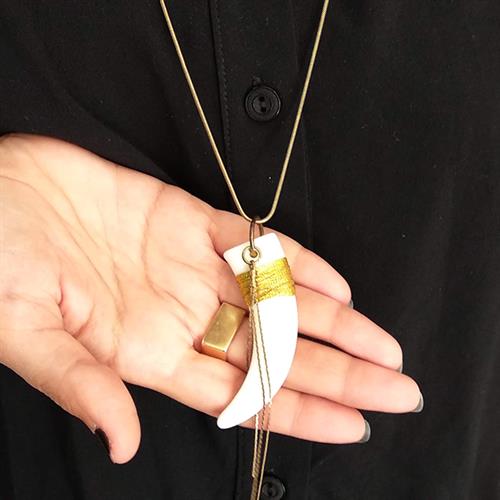 שרשרת שן (פלסטיק)