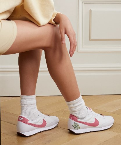 נעלי נשים NIKE DBREAK SE לבן/אדום