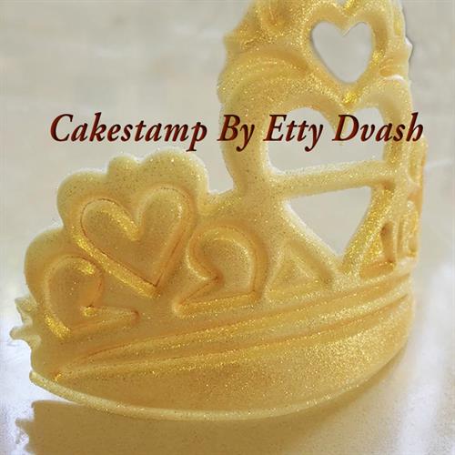 כתר דגם לבבות | תבנית ליצירה בשוקולד | כתר לקישוט עוגות וקינוחים מיוחדים