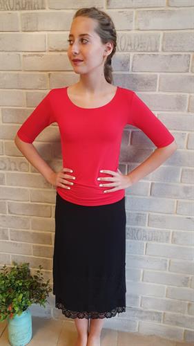 חצאית תחרה 3/4