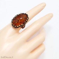 טבעת מכסף מעוצבת בשילוב ענבר בלטי אמיתי צבע קוניאק וציפוי עדין של גולדפילד RG6238