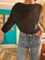 חולצת קטיפה שחורה מידה M/L