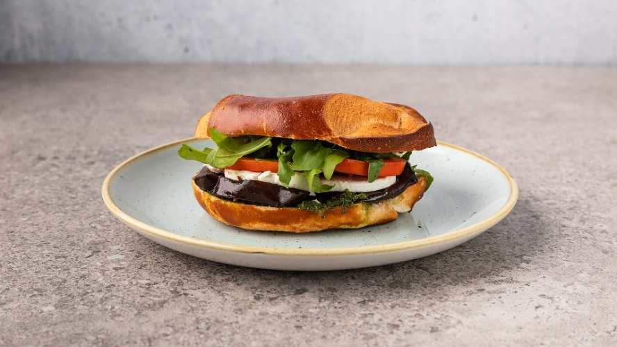 כריך גבינת עיזים