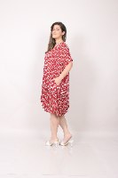 שמלת ויולה אדומה מודפסת