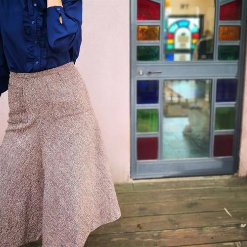חצאית צמר נפלאה מידה S/M