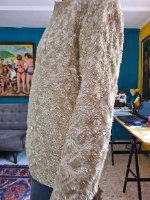 ג'קט פאייטים בצבע שמנת מידה L/XL