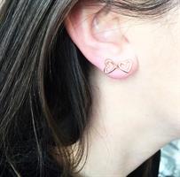 עגילי לב קטנים זהב