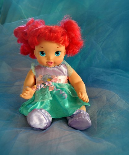 בת הים הקטנה, בובה של אריאל התינוקת מבית דיסני