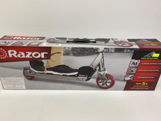קורקינט razor