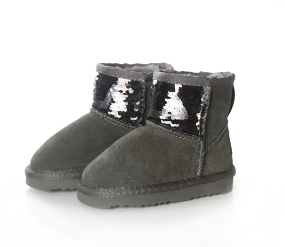 מגפיי פרווה אפורות עם פאייטים FILA  - מידות 22-36