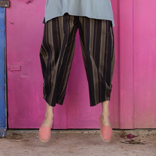 מכנסיים מדגם ג׳וזף עם פסים בצבעים של חום - אחרון במלאי במידה 17
