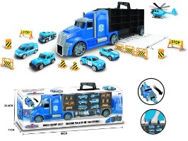 משאית ענקית מובילה מכוניות