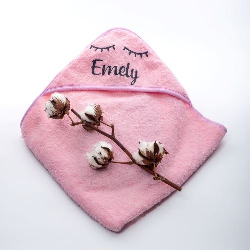 מגבת קפוצ'ון לתינוק עם שם התינוק - צבע ורוד