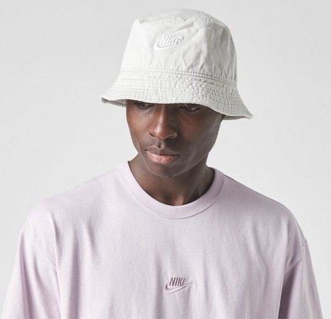NIKE SPORTSWEAR  BUCKET HAT WHITE