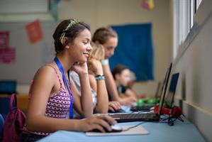 מסלול Digital Builder (עיצוב פילטרים לאינסטגרם)