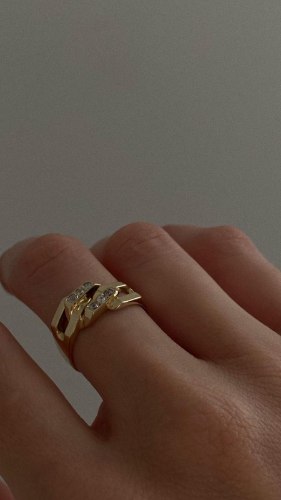 טבעת מונה זהב 14 קראט ויהלומים לבנים